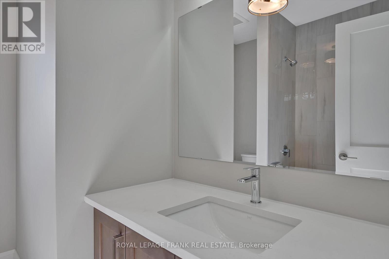 7 Nipigon Street, Kawartha Lakes (Fenelon Falls), ON - Indoor Photo Showing Bathroom