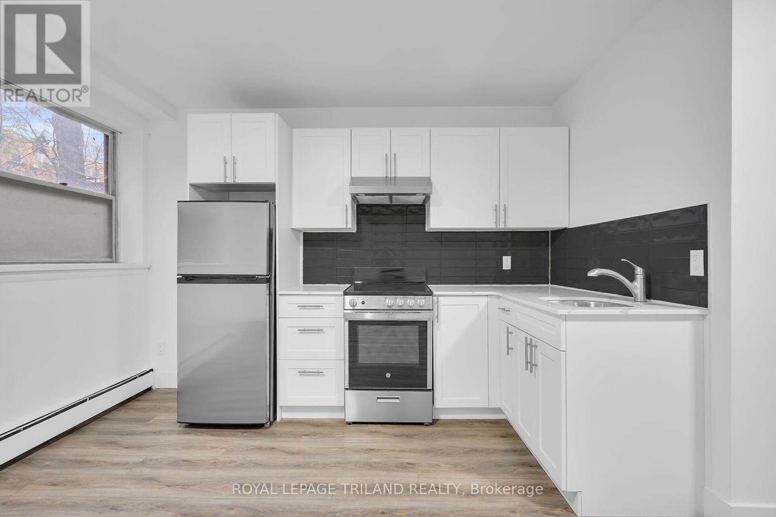 C - 20 Craig Street, London South (South F), ON - Indoor Photo Showing Kitchen