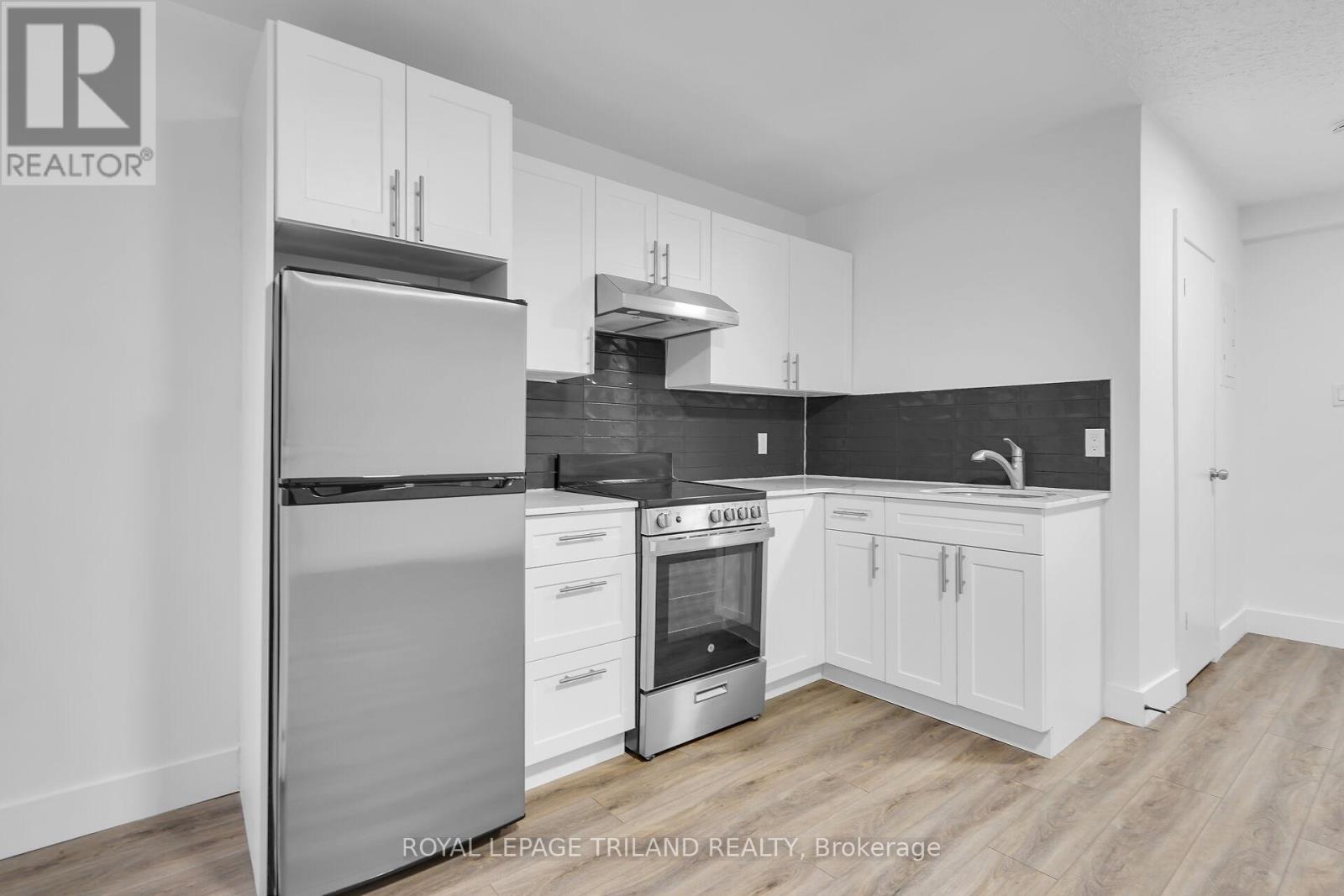 C - 20 Craig Street, London South (South F), ON - Indoor Photo Showing Kitchen