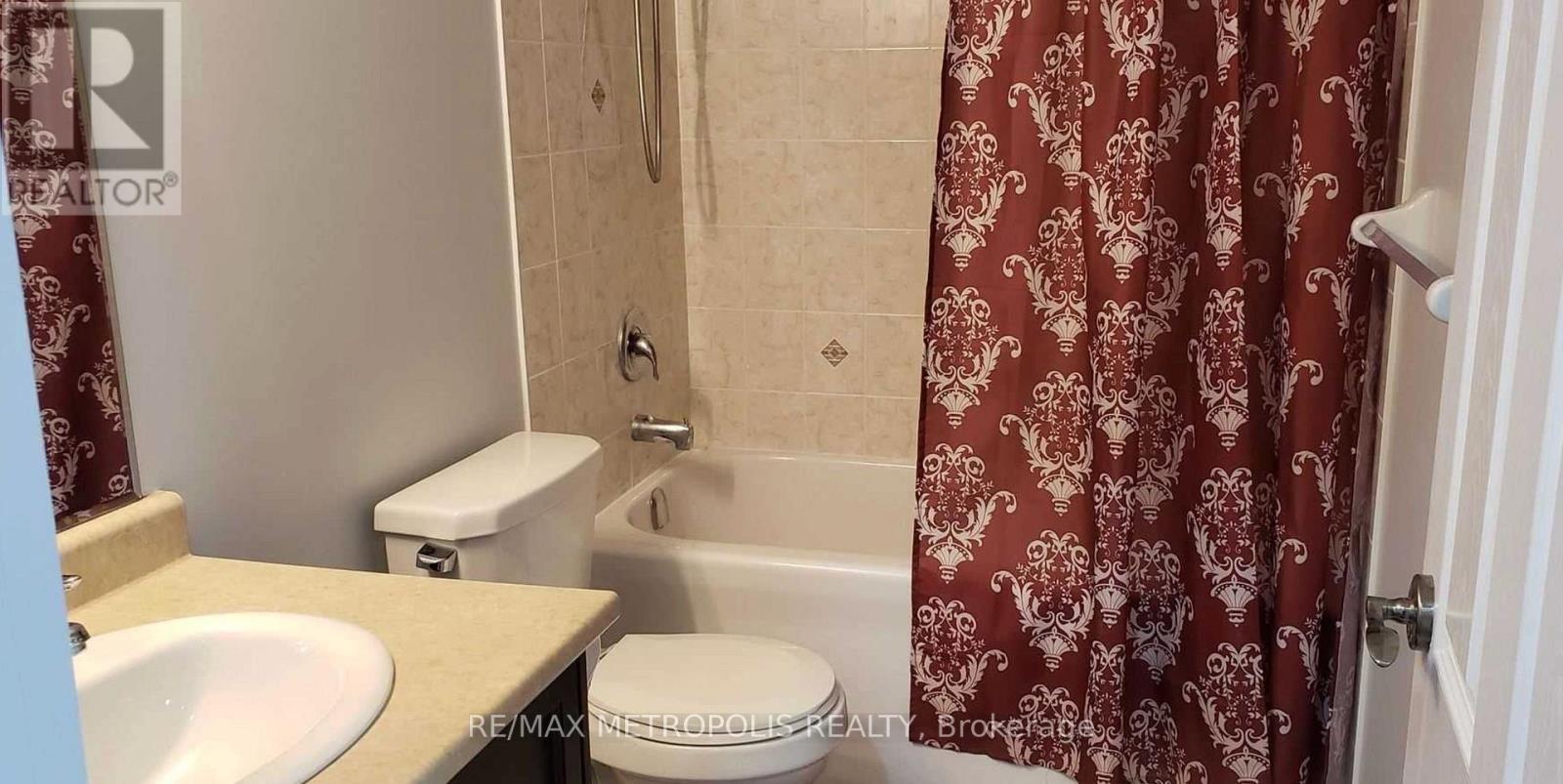 Bsmt - 67 Westgate Avenue, Ajax, ON - Indoor Photo Showing Bathroom