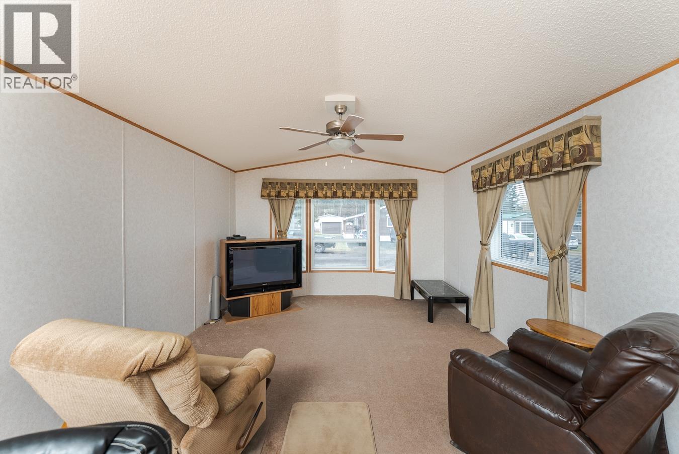 32 7817 S 97 Highway, Prince George, BC - Indoor