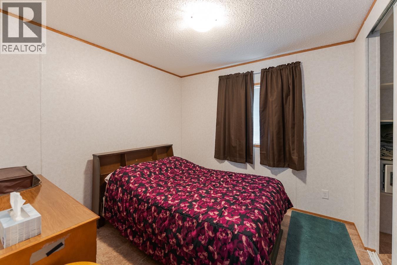 32 7817 S 97 Highway, Prince George, BC - Indoor Photo Showing Bedroom