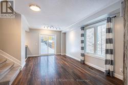 126 MOWAT CRESCENT Halton Hills, ON L7G 6C8