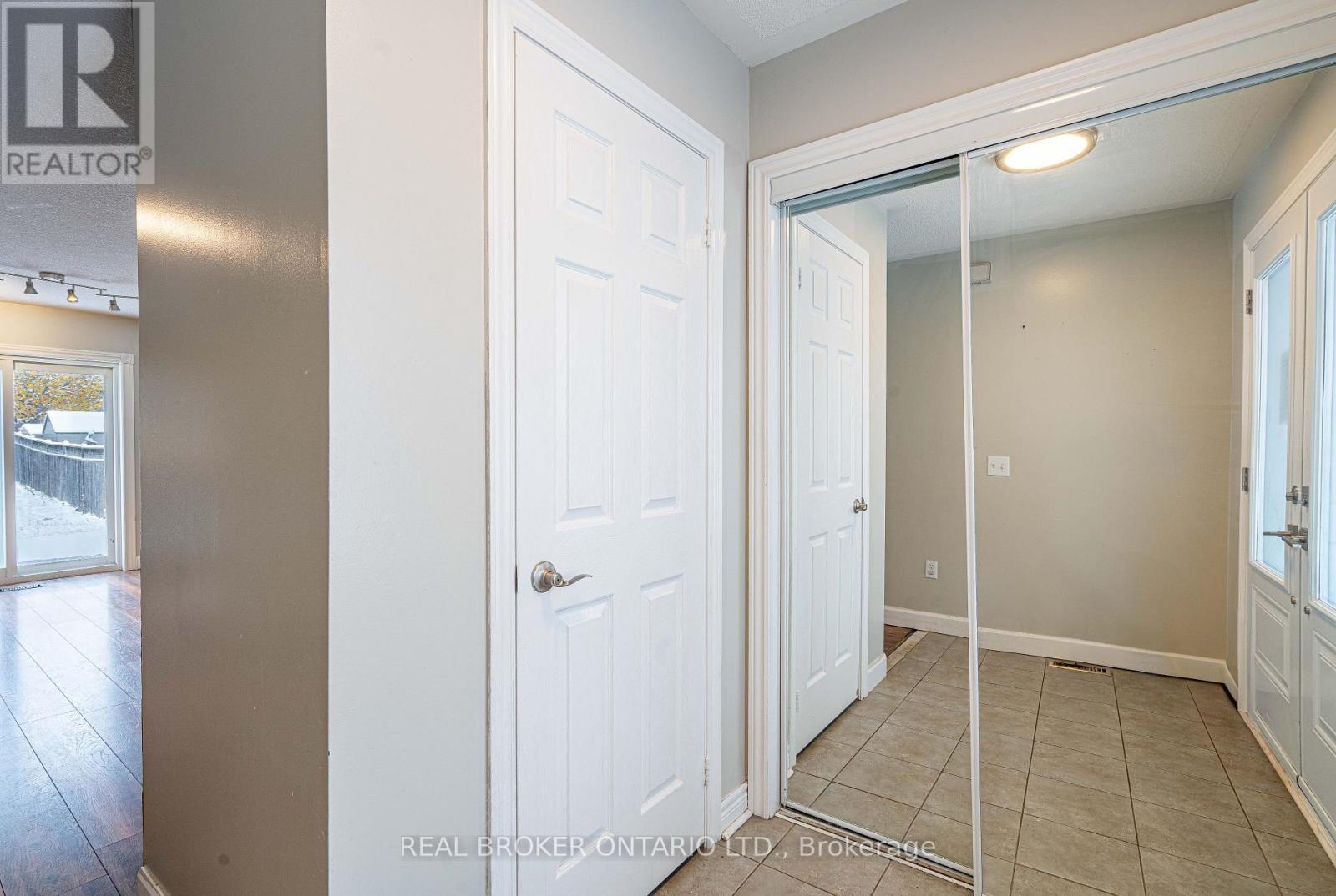 126 Mowat Crescent, Halton Hills, ON - Indoor Photo Showing Other Room