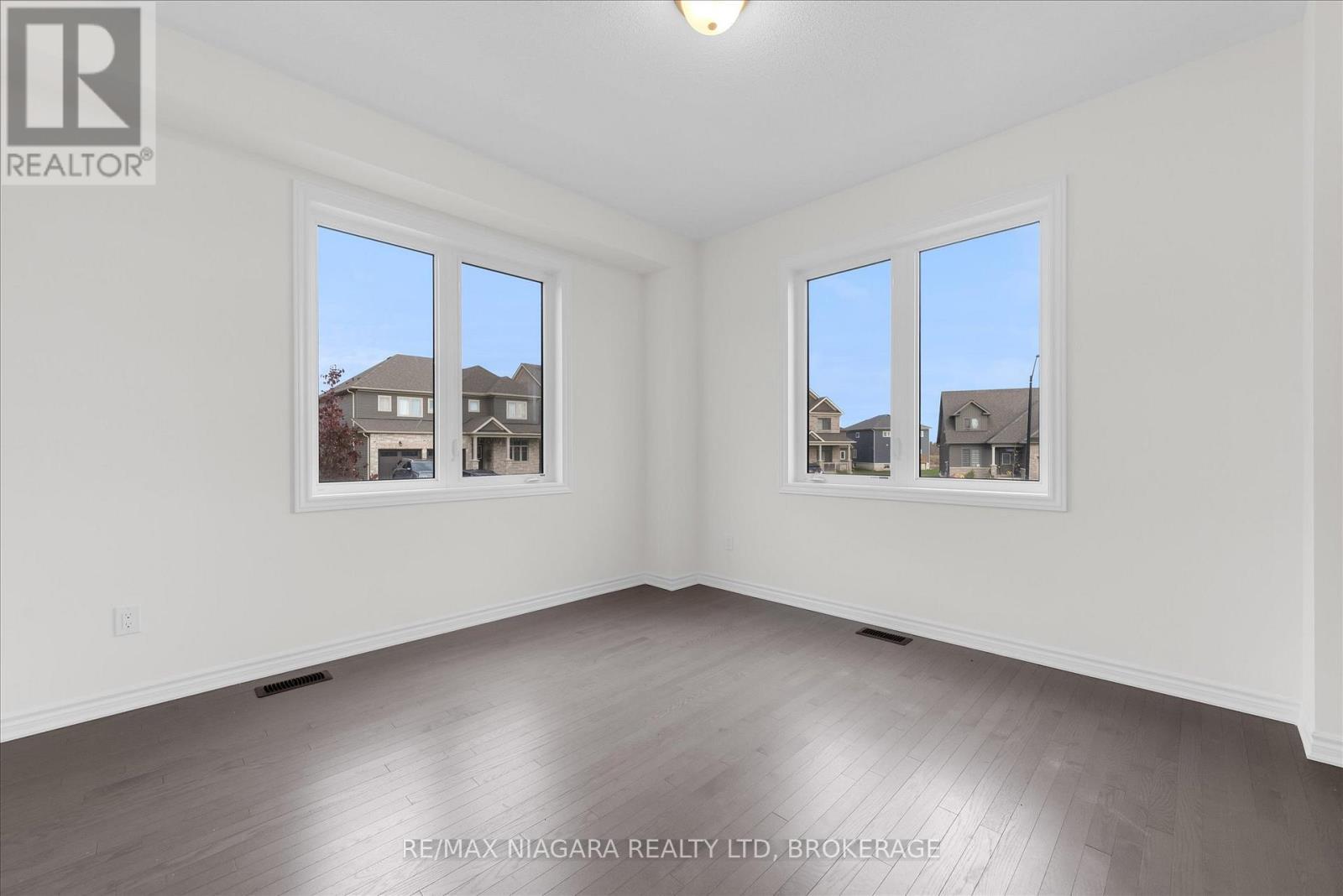 Office - 25 Oriole Crescent, Port Colborne (Main Street), ON - Indoor Photo Showing Other Room