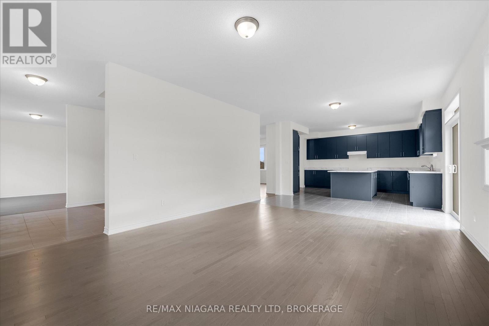 Main floor great room - 25 Oriole Crescent, Port Colborne (Main Street), ON - Indoor