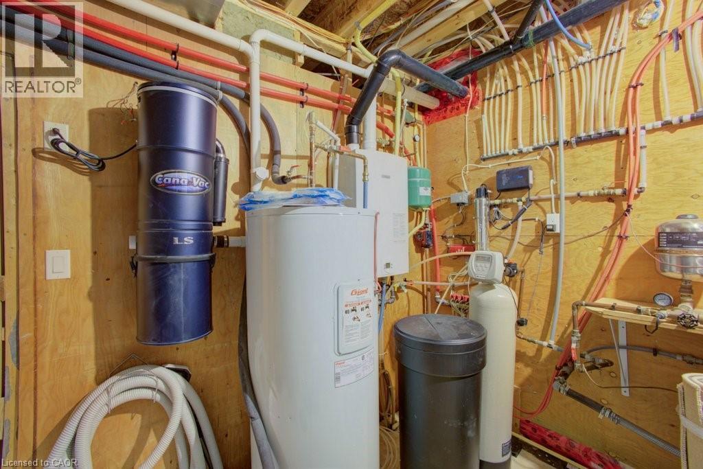 8429 Poplar Sideroad, Clearview, ON - Indoor Photo Showing Basement