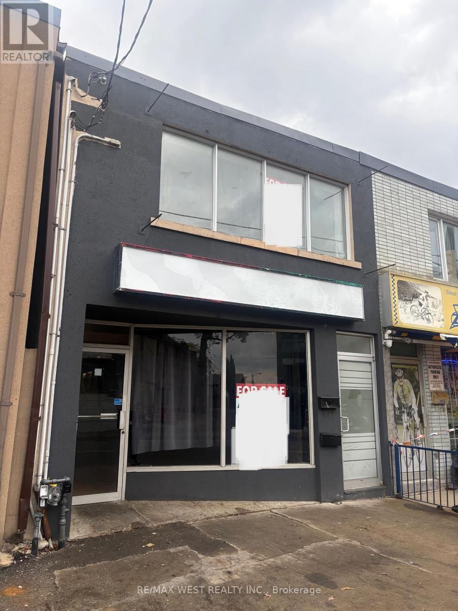 9 - 2057 Dufferin Street, Toronto, ON