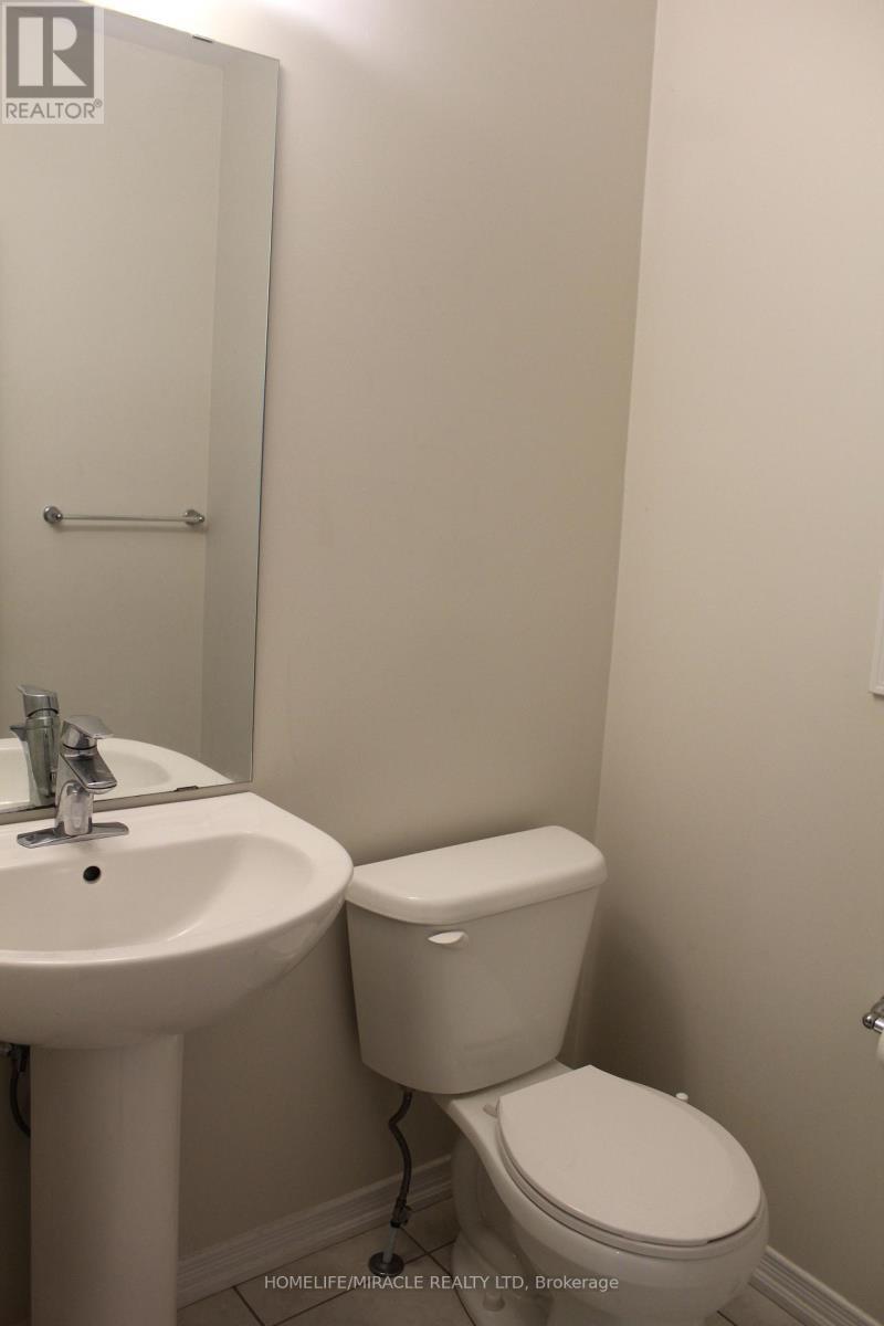 7 Esther Crescent, Thorold, ON - Indoor Photo Showing Bathroom