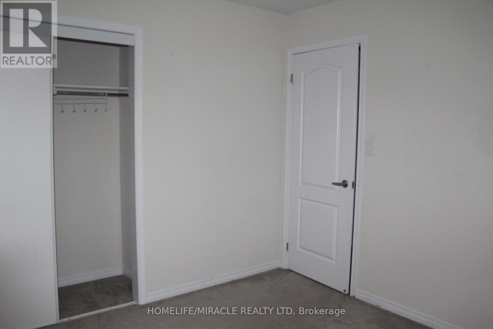 7 Esther Crescent, Thorold, ON - Indoor Photo Showing Other Room