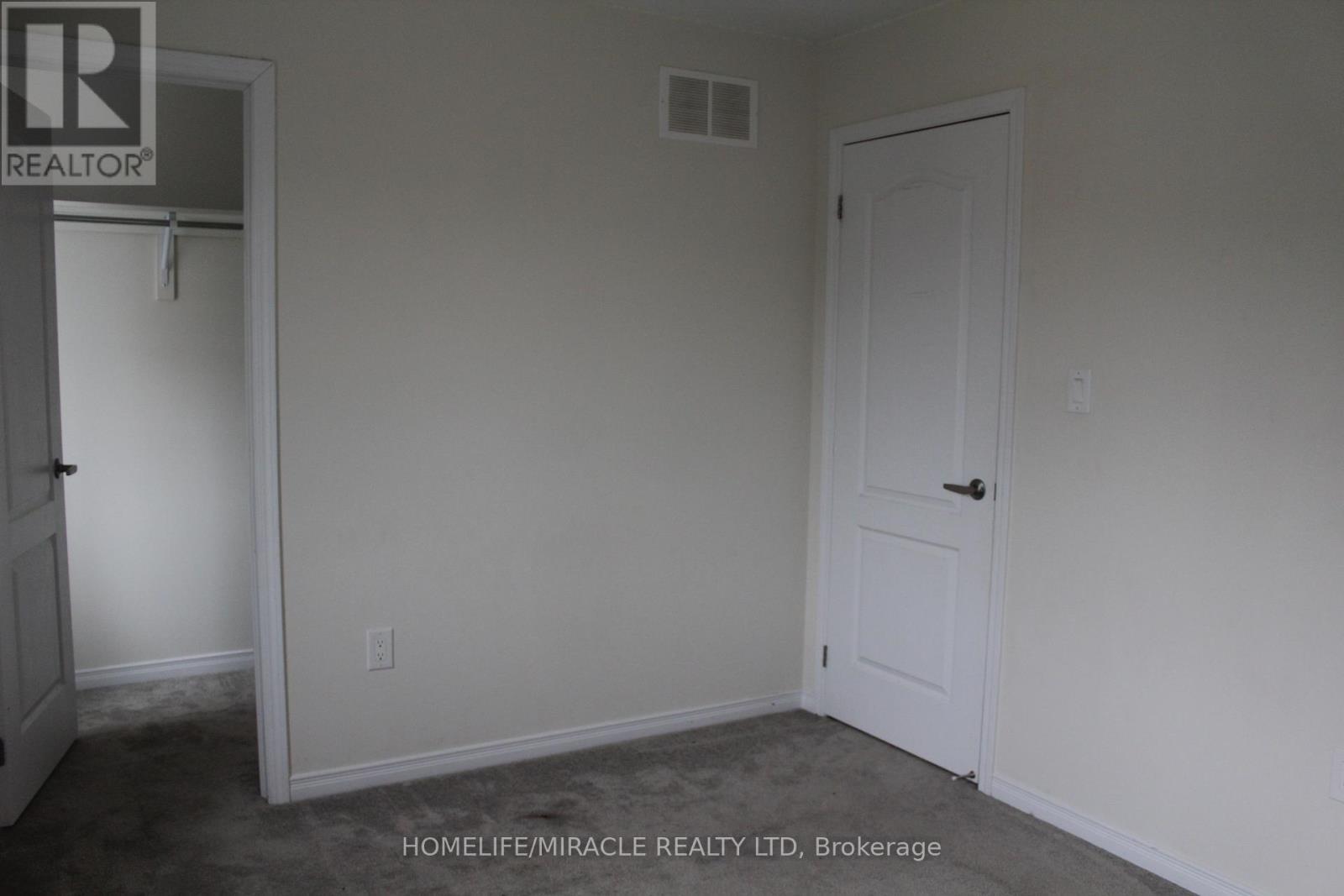 7 Esther Crescent, Thorold, ON - Indoor Photo Showing Other Room