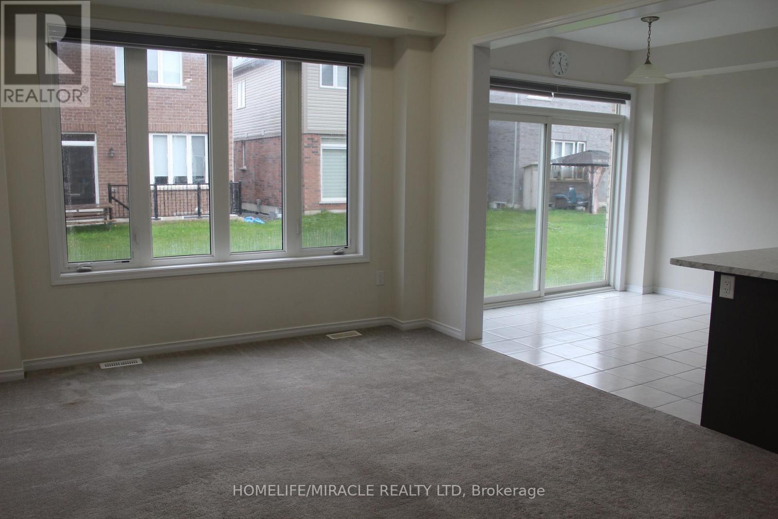 7 Esther Crescent, Thorold, ON - Indoor Photo Showing Other Room