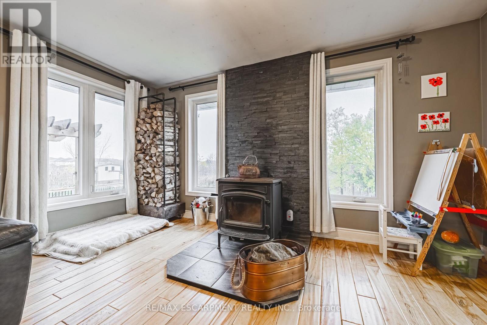 70 Webster Road, Hamilton, ON