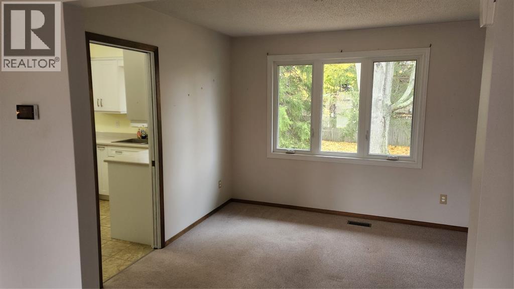 1927 Winslow Crescent, Sarnia, ON