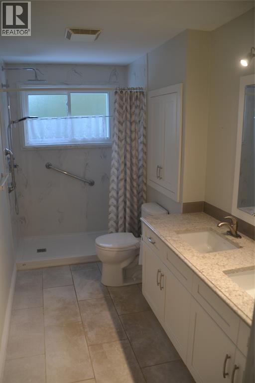 1927 Winslow Crescent, Sarnia, ON