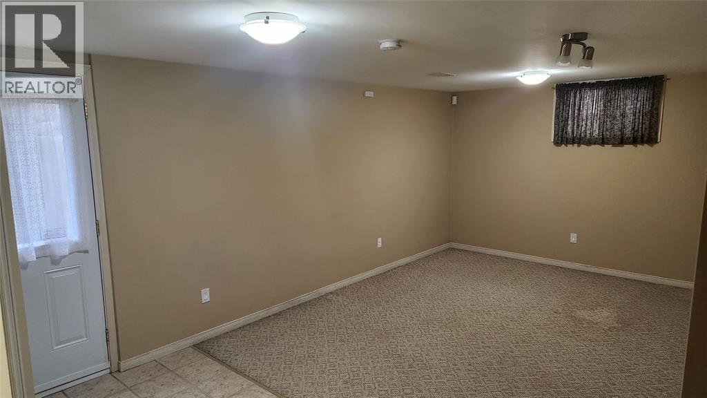 1927 Winslow Crescent, Sarnia, ON