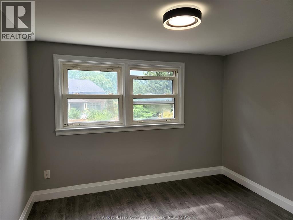 4221 Kennedy Drive East, Windsor, ON - Indoor Photo Showing Other Room