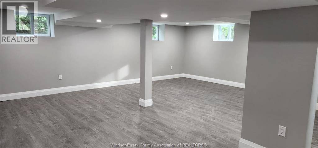 4221 Kennedy Drive East, Windsor, ON - Indoor