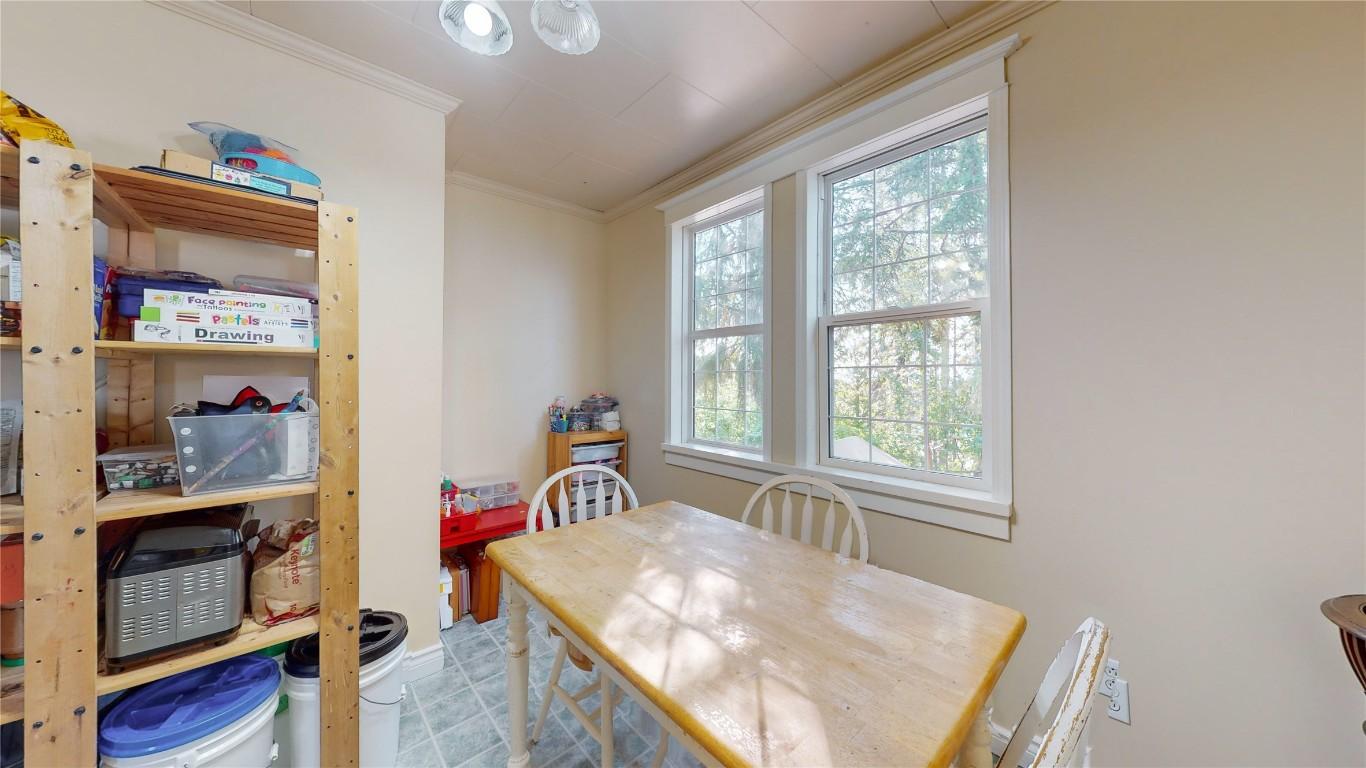 250 Otis Street, Kimberley, BC - Indoor