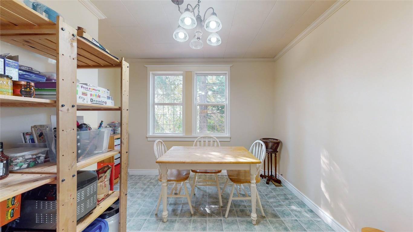 250 Otis Street, Kimberley, BC - Indoor Photo Showing Other Room