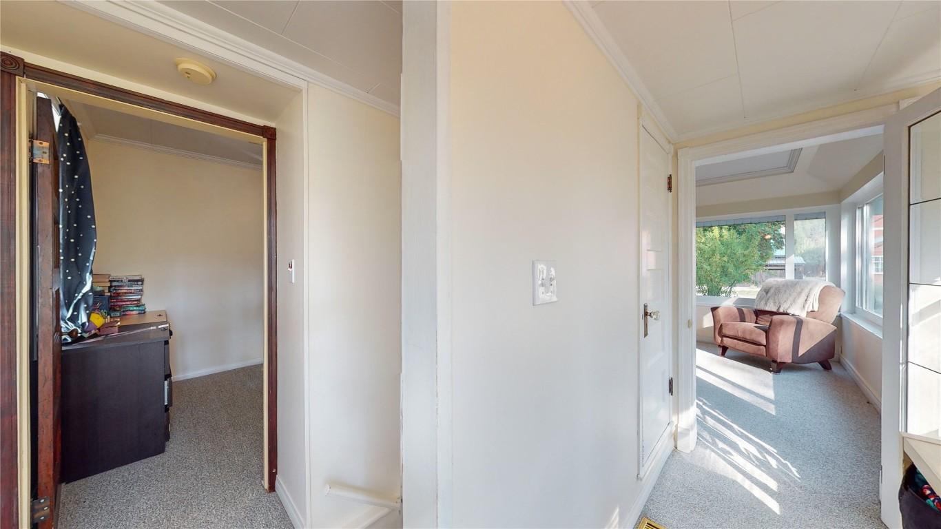 250 Otis Street, Kimberley, BC - Indoor Photo Showing Other Room