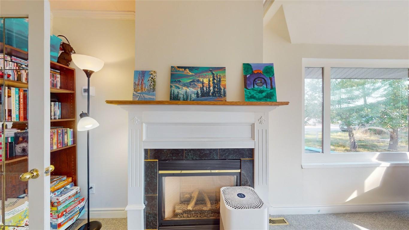 250 Otis Street, Kimberley, BC - Indoor With Fireplace