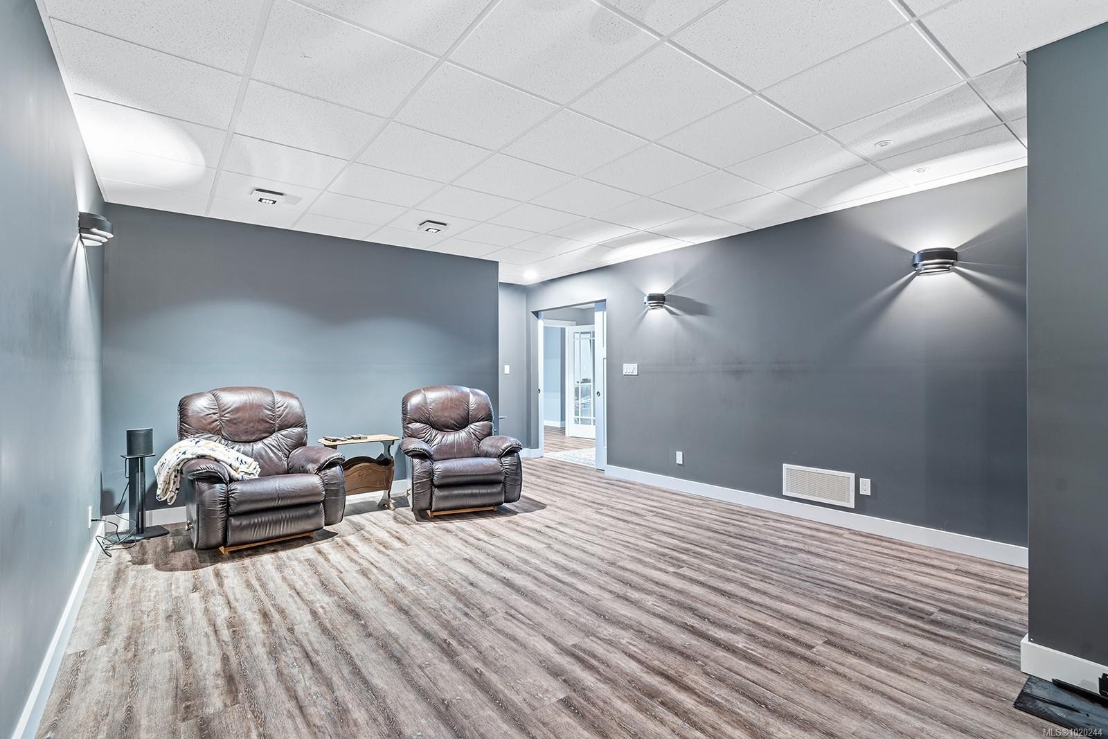 647 Tamarack Dr, Qualicum Beach, BC