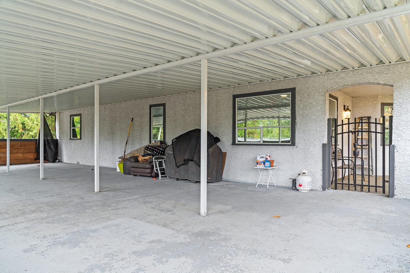 647 Tamarack Dr, Qualicum Beach, BC