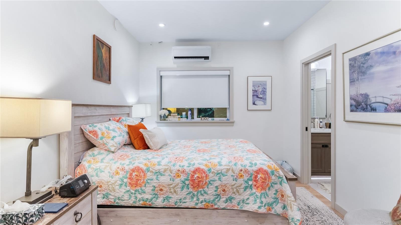 7925 East Saanich Rd, Central Saanich, BC