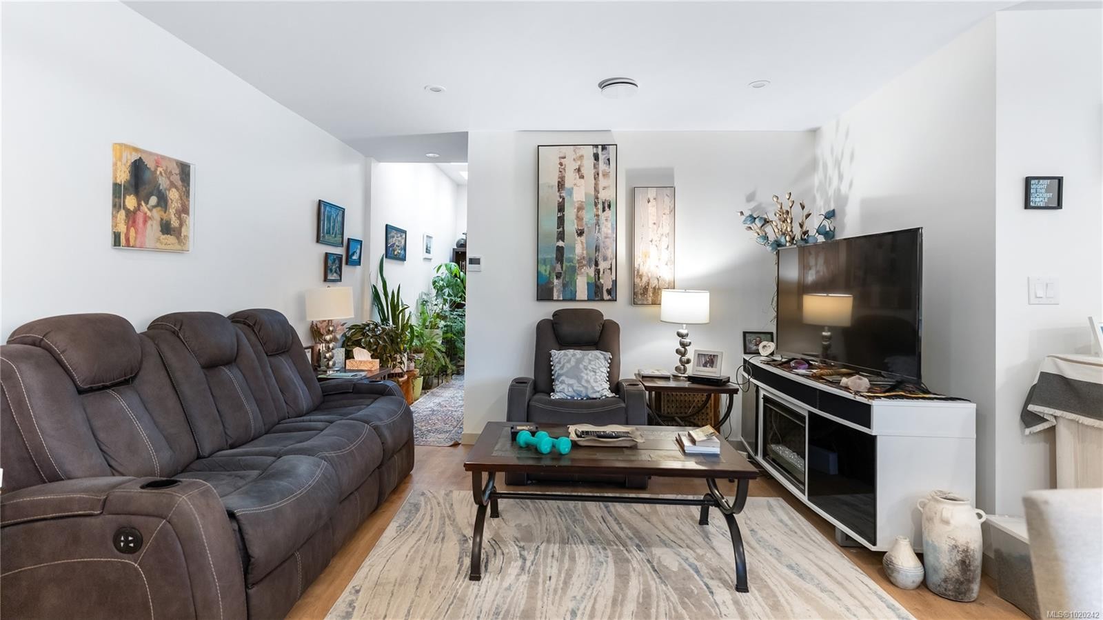 7925 East Saanich Rd, Central Saanich, BC