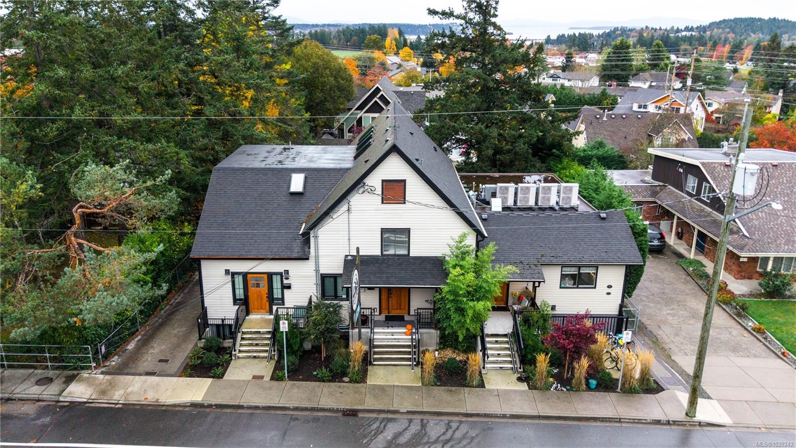 7925 East Saanich Rd, Central Saanich, BC