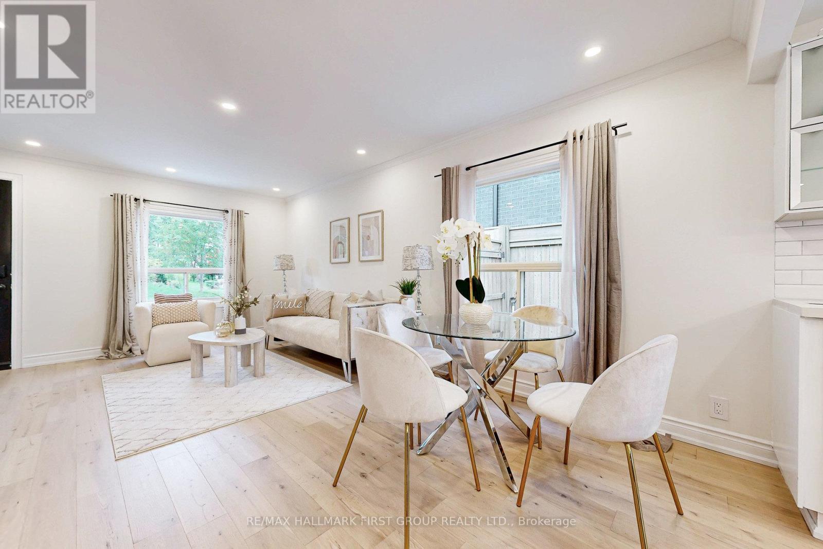 589 Marksbury Road, Pickering, ON - Indoor Photo Showing Dining Room