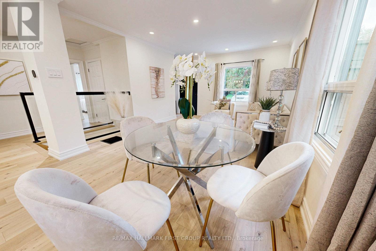 589 Marksbury Road, Pickering, ON - Indoor Photo Showing Dining Room