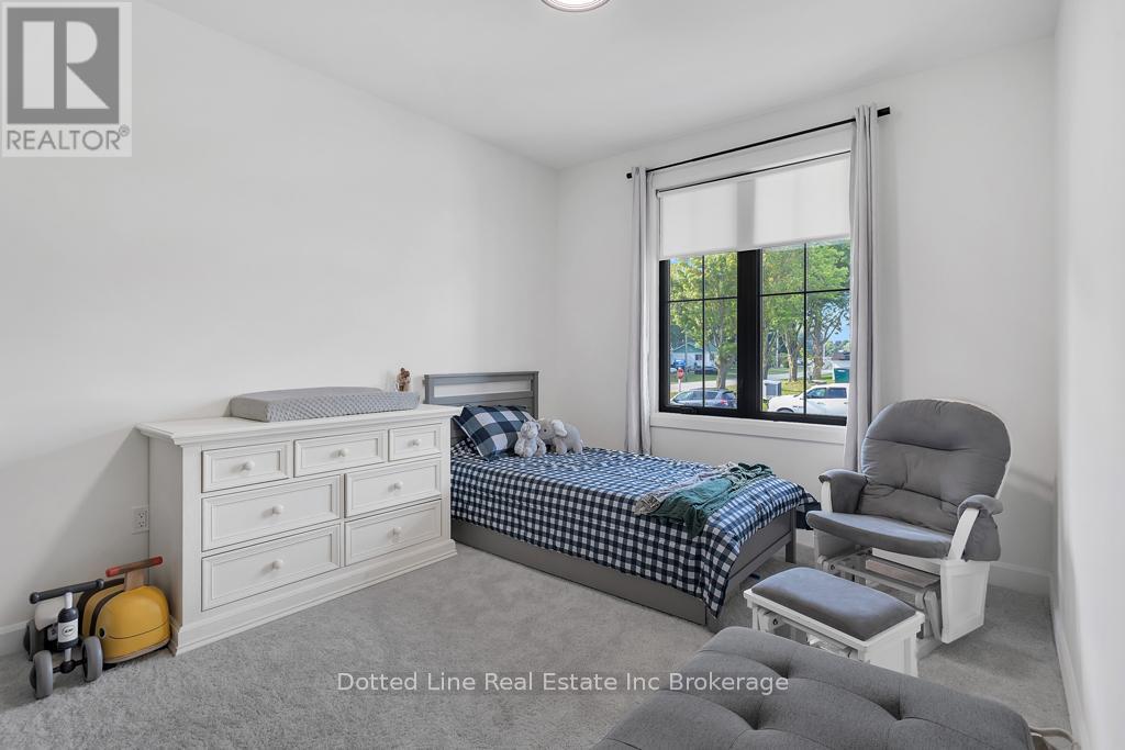 4 Charles Court, Bayham (Port Burwell), ON - Indoor Photo Showing Bedroom