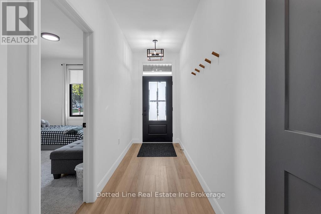 4 Charles Court, Bayham (Port Burwell), ON - Indoor Photo Showing Other Room