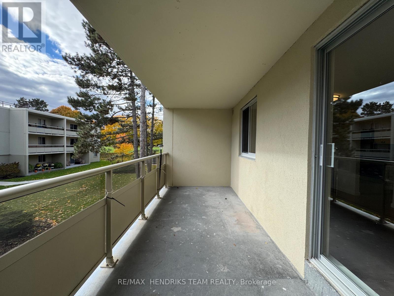 217 - 5611 Valley Way, Niagara Falls (Cherrywood), ON - Outdoor With Balcony With Exterior