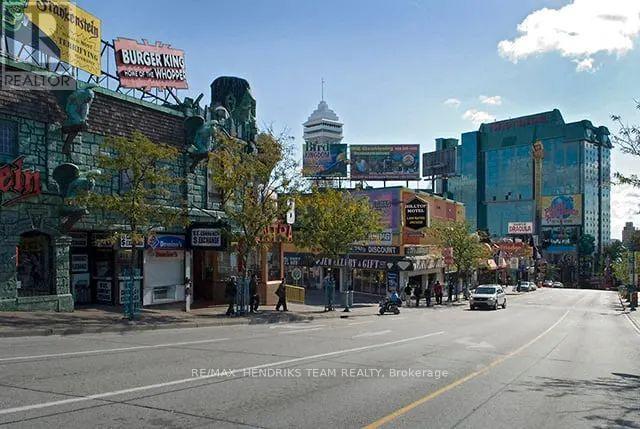 217 - 5611 Valley Way, Niagara Falls (Cherrywood), ON - Outdoor