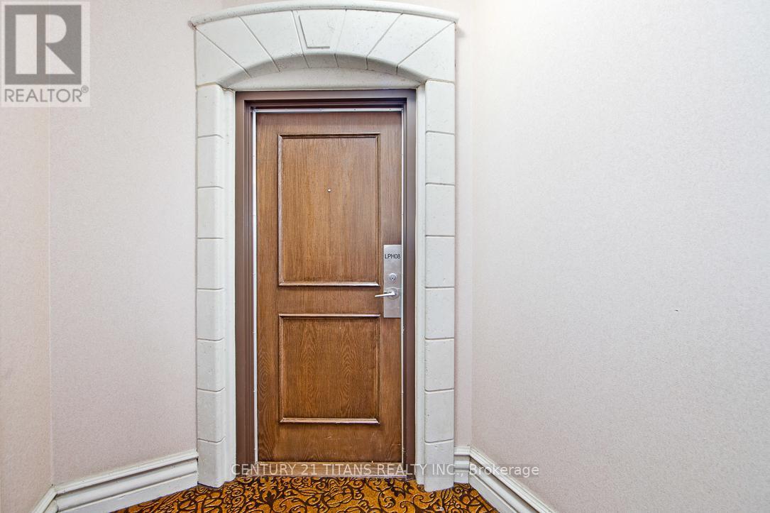 Lph 08 - 7 Lorraine Drive, Toronto, ON - Outdoor With Exterior