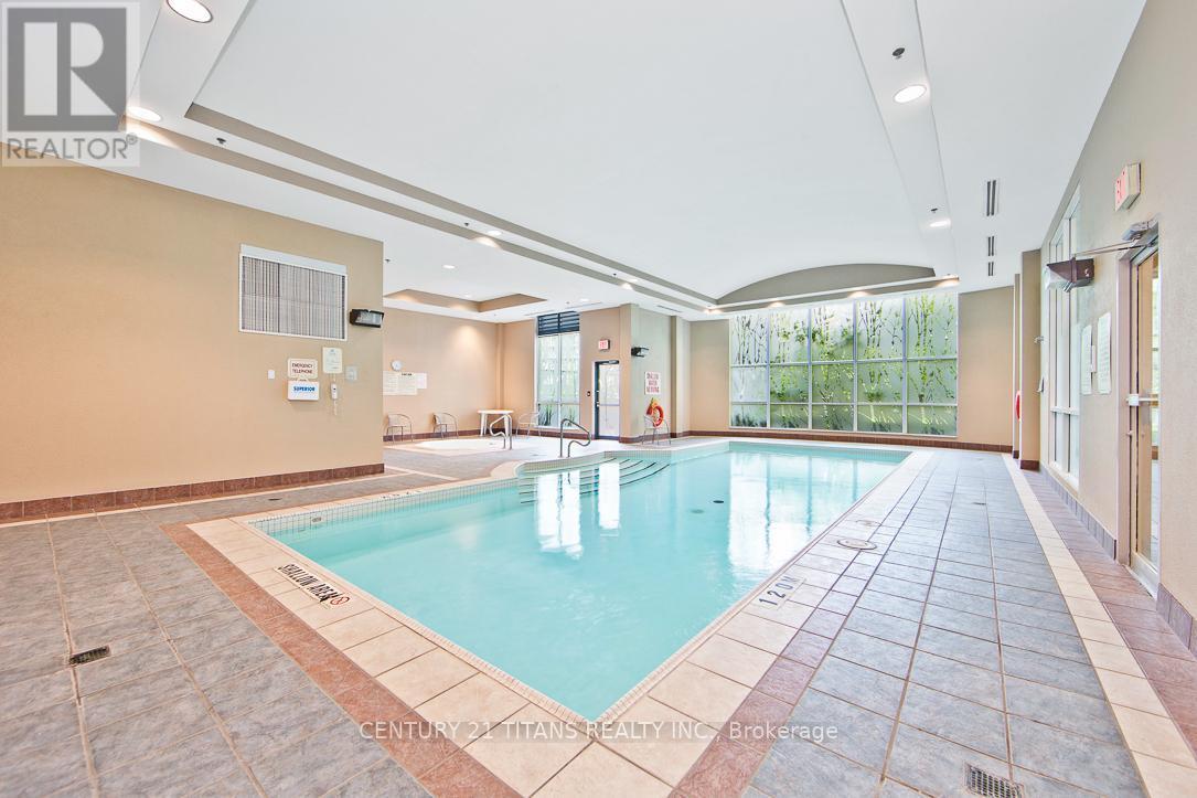 Lph 08 - 7 Lorraine Drive, Toronto, ON - Indoor Photo Showing Other Room With In Ground Pool