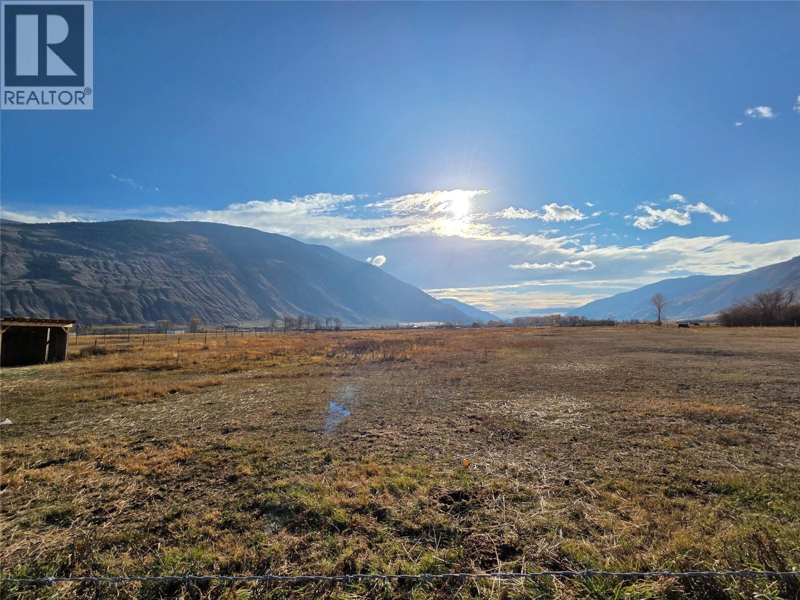 1911 Osprey Lane, Cawston, BC - Outdoor With View