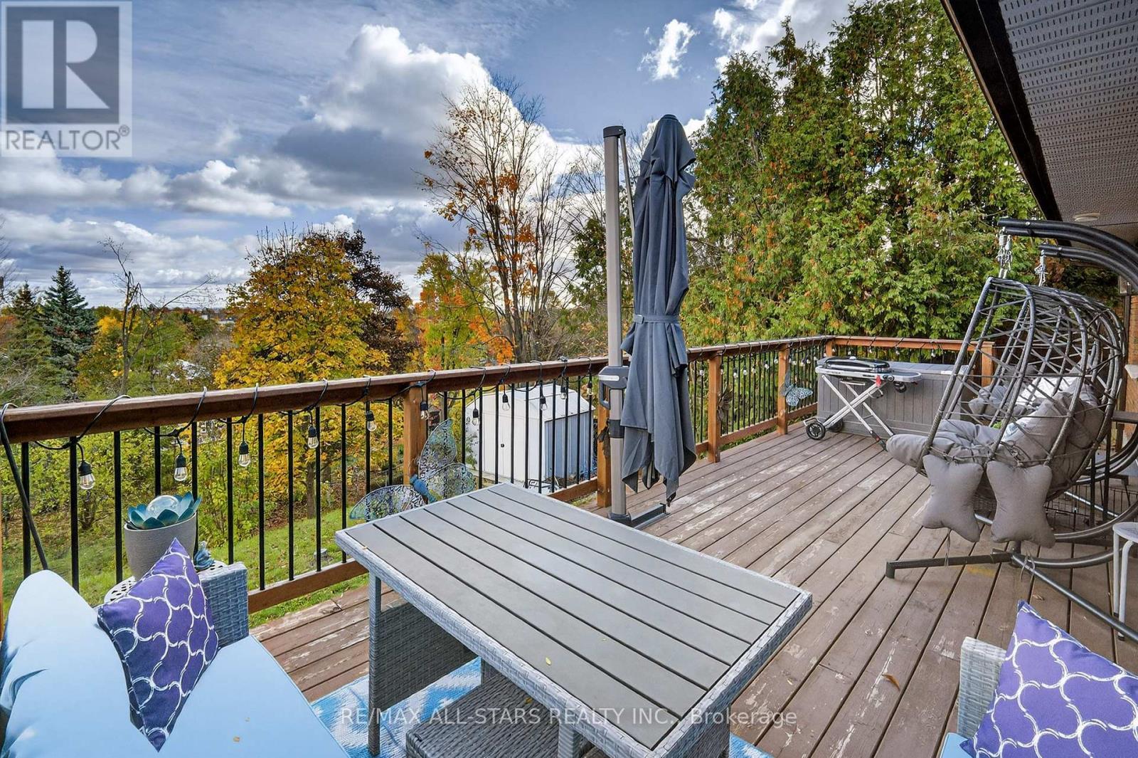1565 Cherryhill Road, Peterborough (Monaghan Ward 2), ON - Outdoor With Deck Patio Veranda With Exterior