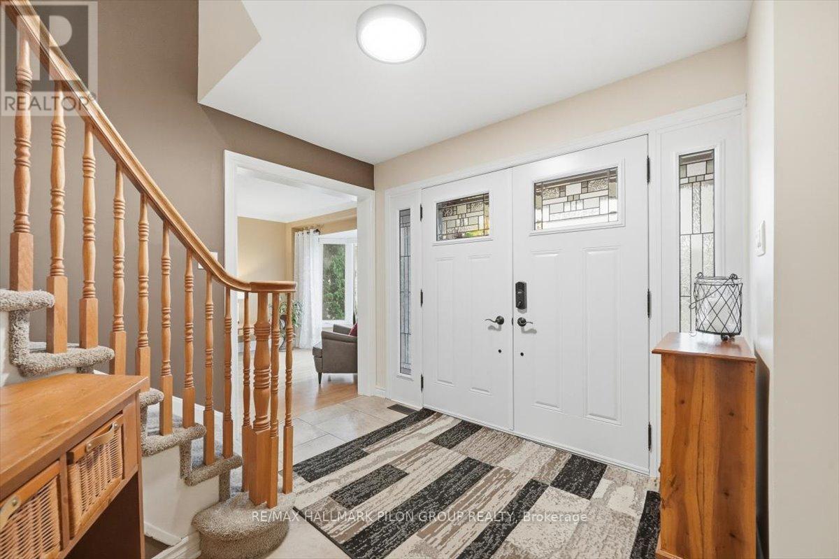 6464 Beausejour Drive, Ottawa, ON - Indoor Photo Showing Other Room