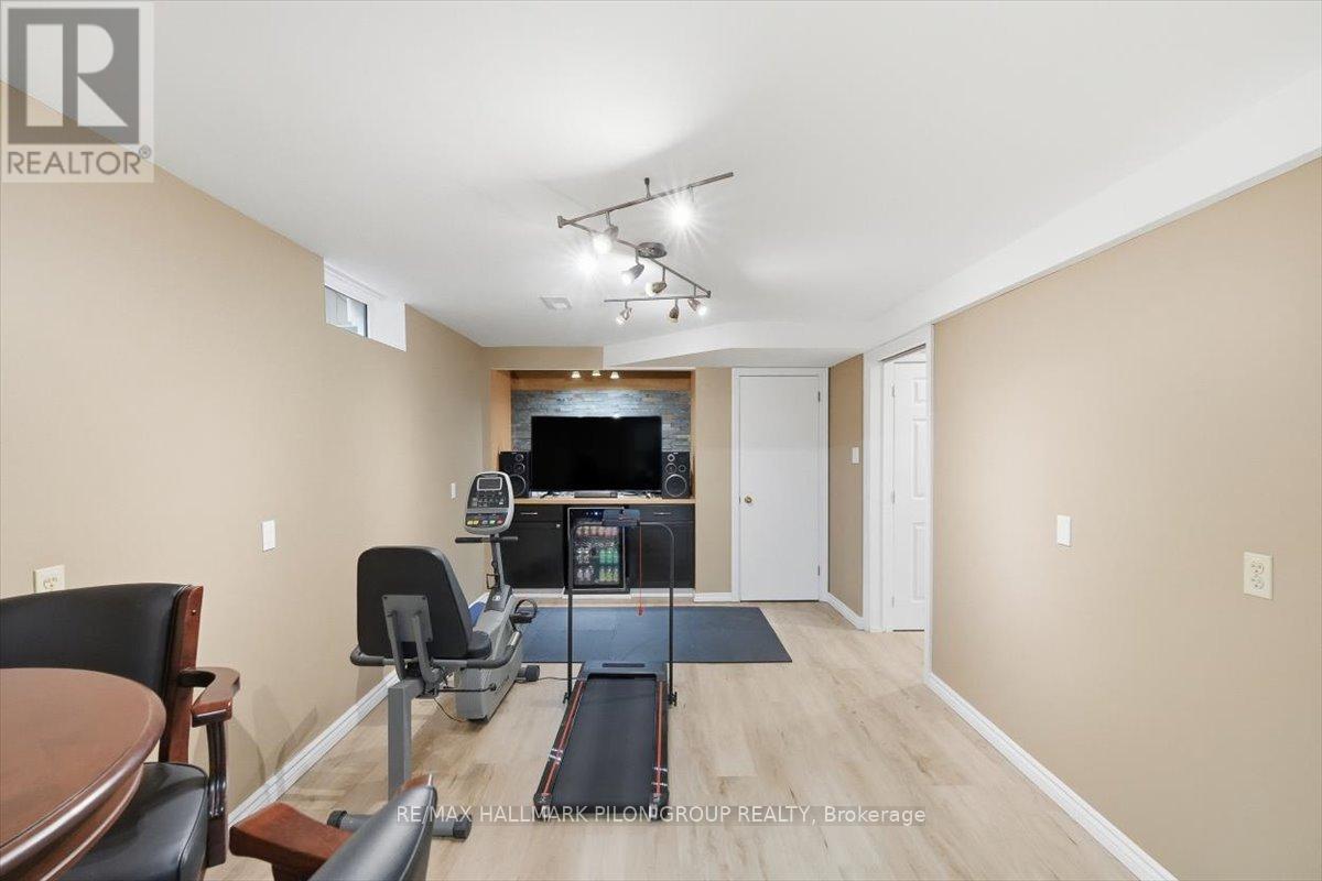 6464 Beausejour Drive, Ottawa, ON - Indoor Photo Showing Gym Room