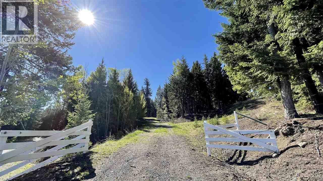 6262 Mulligan Drive, Horse Lake, BC - Outdoor With View