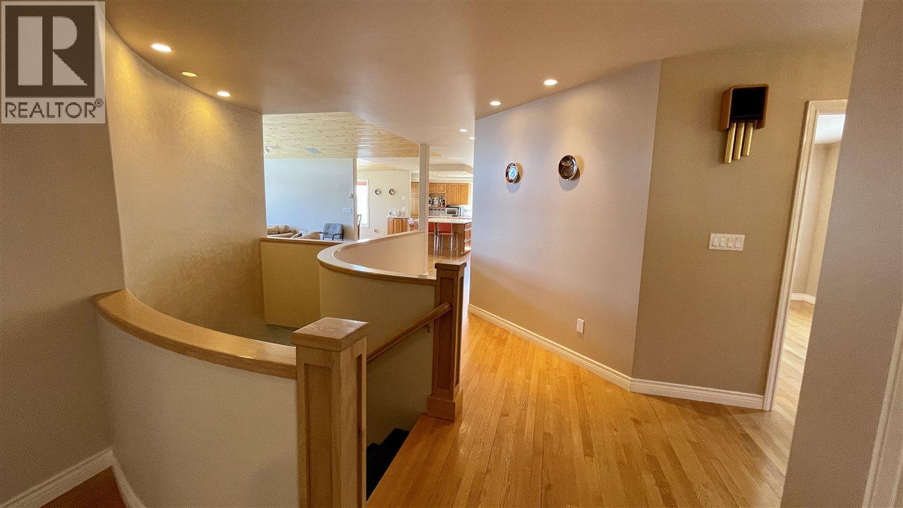 6262 Mulligan Drive, Horse Lake, BC - Indoor Photo Showing Other Room