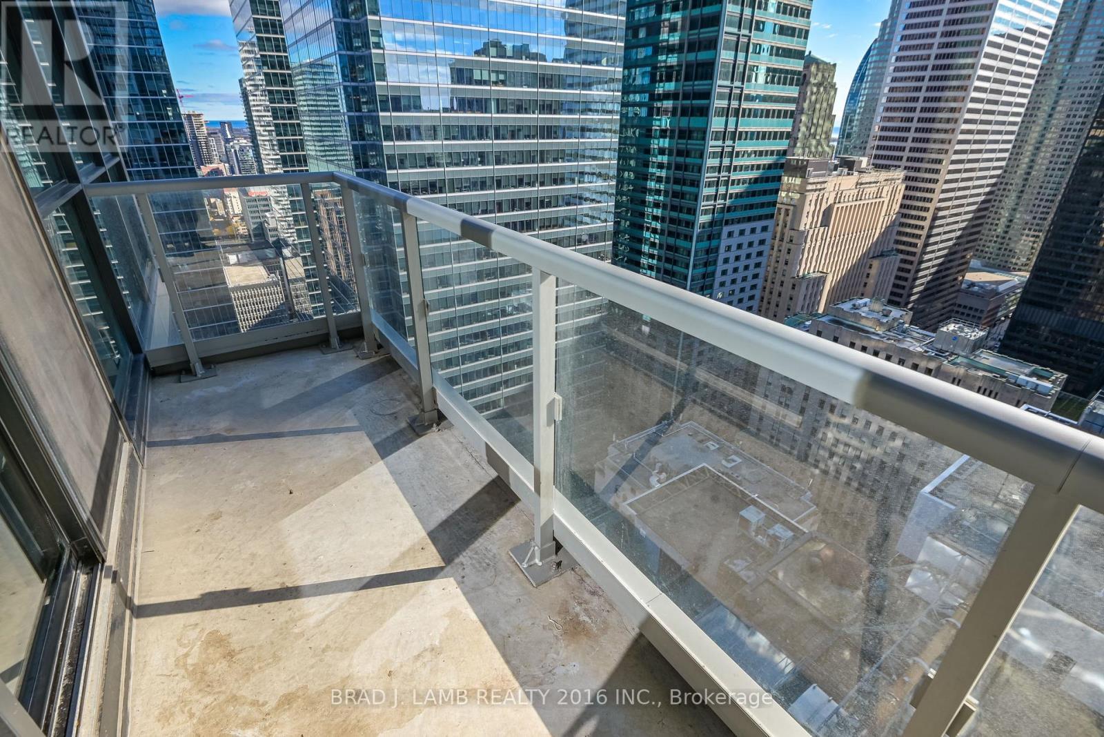 3706 - 70 Temperance Street, Toronto, ON - Outdoor