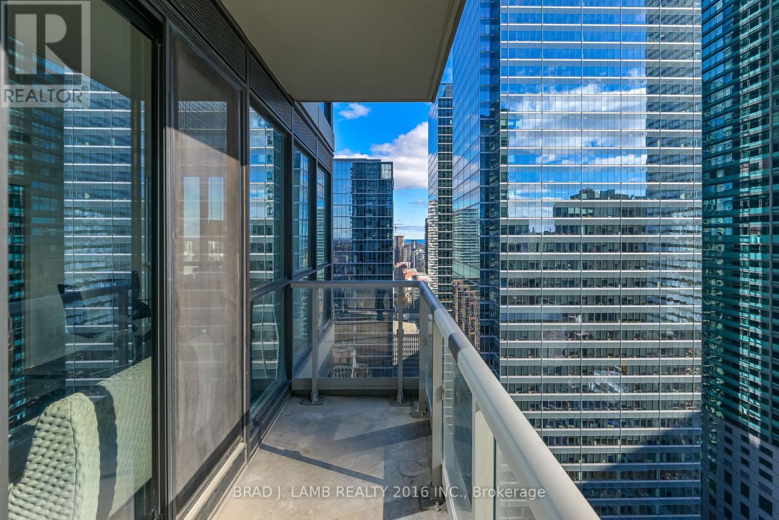 3706 - 70 Temperance Street, Toronto, ON - Outdoor