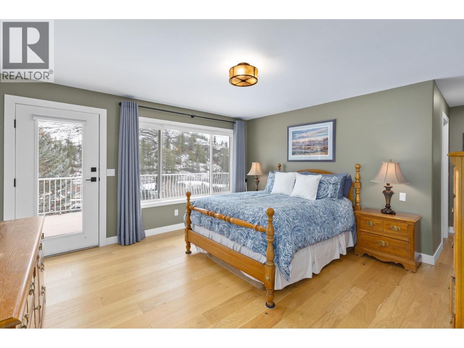 119 St Andrews Drive, Kaleden, BC - Indoor Photo Showing Bedroom