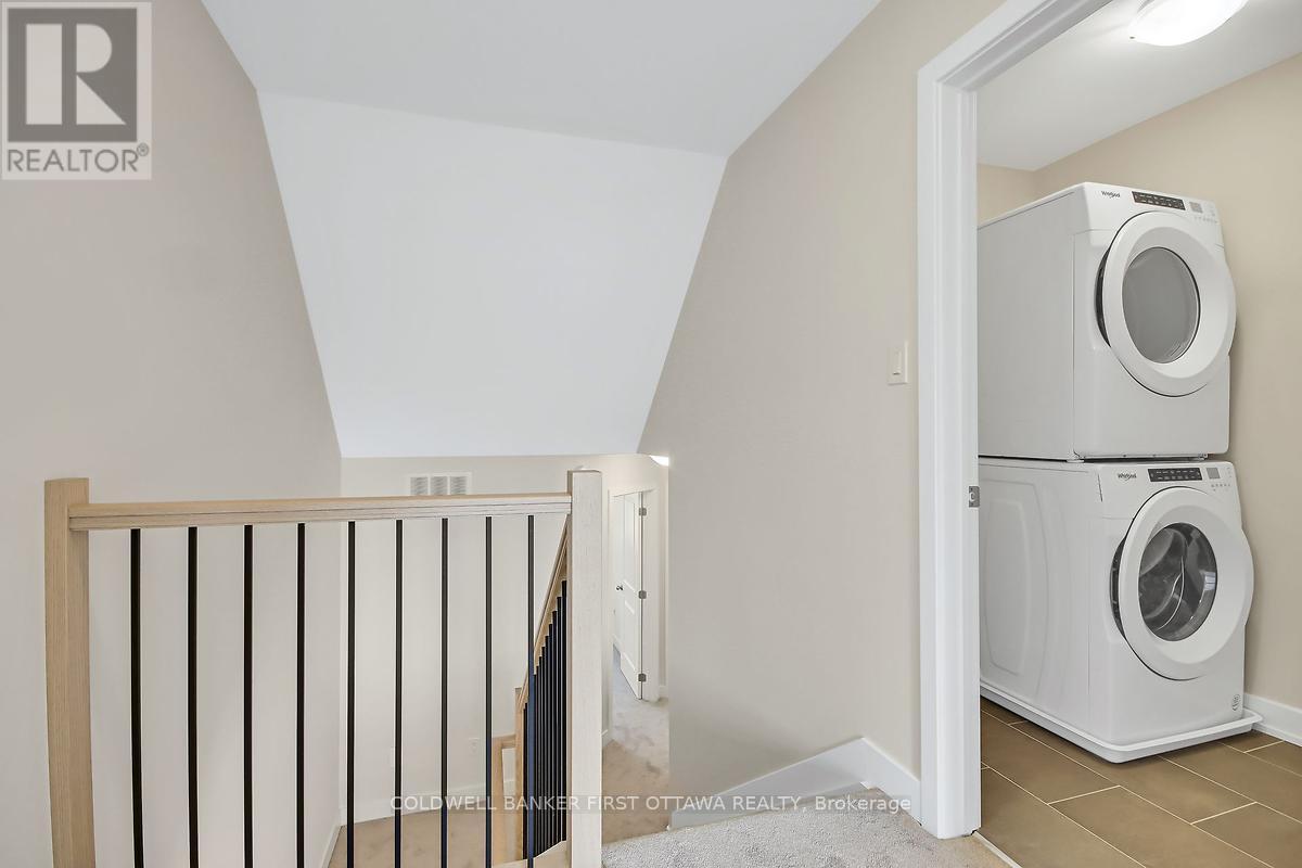81 Whitcomb Crescent, Smiths Falls, ON - Indoor Photo Showing Laundry Room