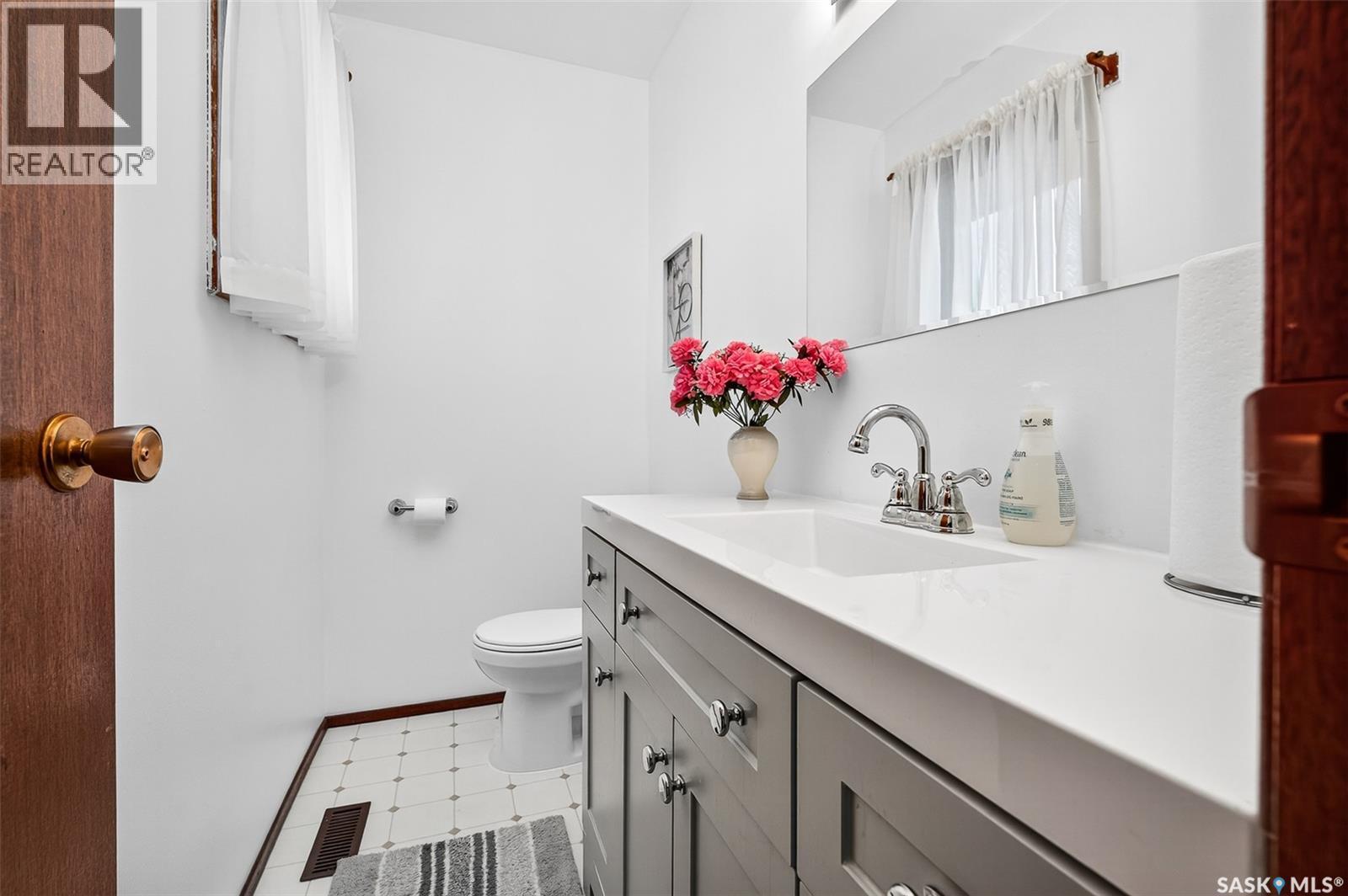 79 Bluebell Crescent, Moose Jaw, SK - Indoor Photo Showing Bathroom